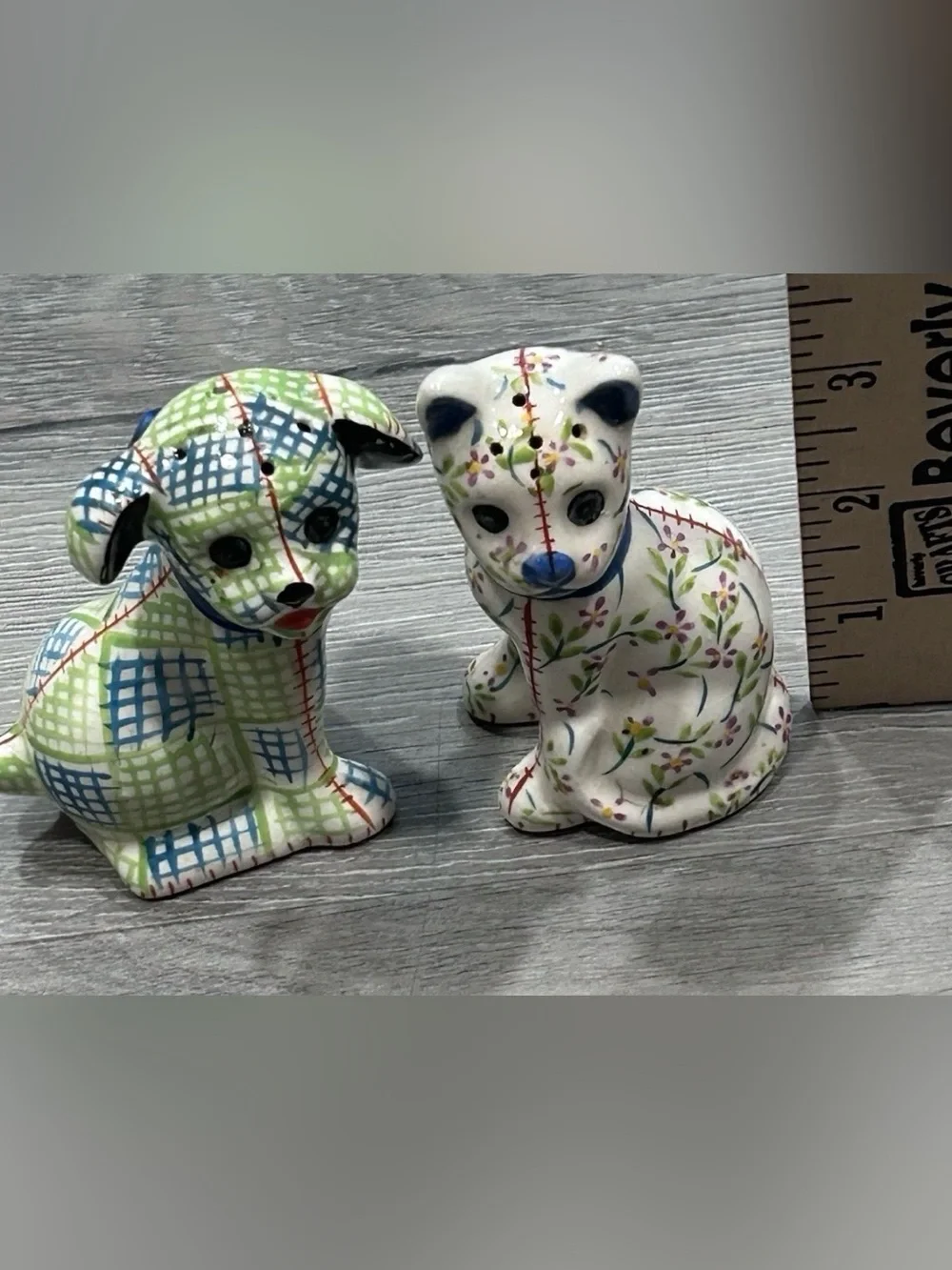 Vintage Mid Century Ceramic Dog & Cat Salt Pepper Shaker Set Japan Plaid Floral